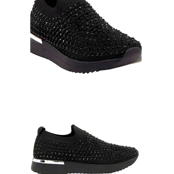 Women’s slip on shoe NEW 7.5 black jogger rhinestones Kenneth Cole Reaction - Picture 1 of 5